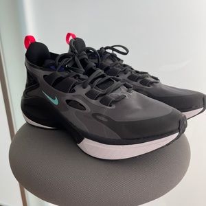 Nike Signal D/MS/X Sneakers - Size 11.5